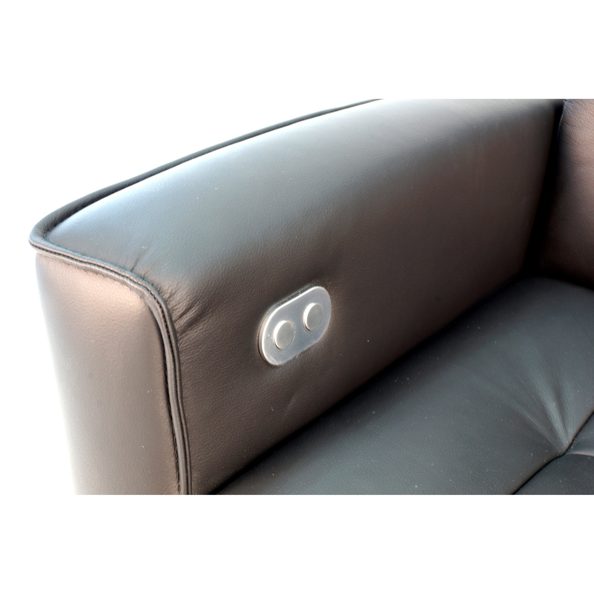 Ulstein Sofa & Loveseat