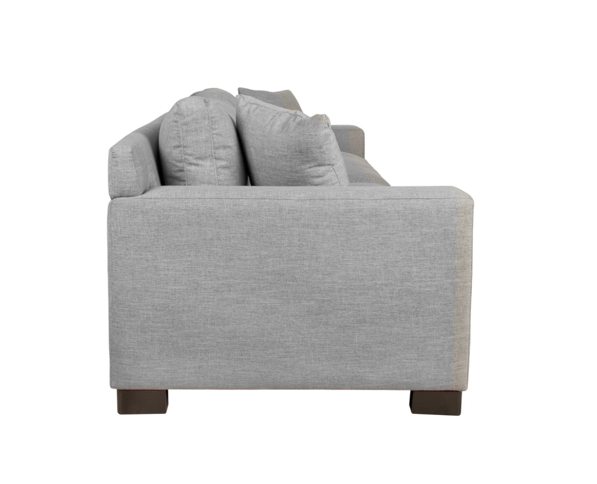 Harry Chair And A Half