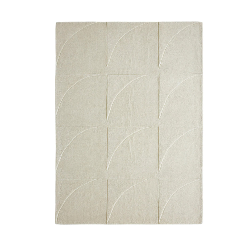 beige area rug showing patterns