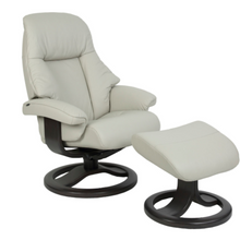 Load image into Gallery viewer, Alfa 510 Recliner
